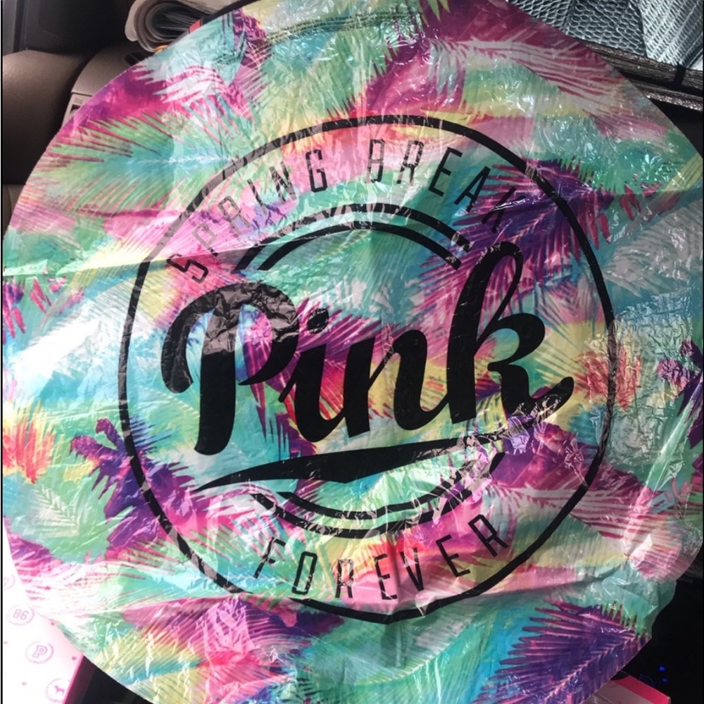 Victoria’s Secret PINK spring break balloon